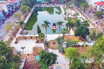 Handover of Renovation and improvement project of Thanh Quang Park (historical site of lamp factory), Ba Dinh ward, Thanh Hoa city