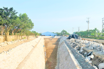 2023 年 4 月の建設進捗状況に関する最新情報 – プロジェクト「Nam Dinh・Ramatex 繊維・縫製工場 - フェーズ 1」の下で、「処理後の水を貯蔵する調整池」の入札パッケージが発生