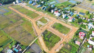 2022 年 10 月に建設の進捗状況を更新  タインホア省タインホア市クアン ドン コミューンの住宅地の技術インフラ プロジェクト